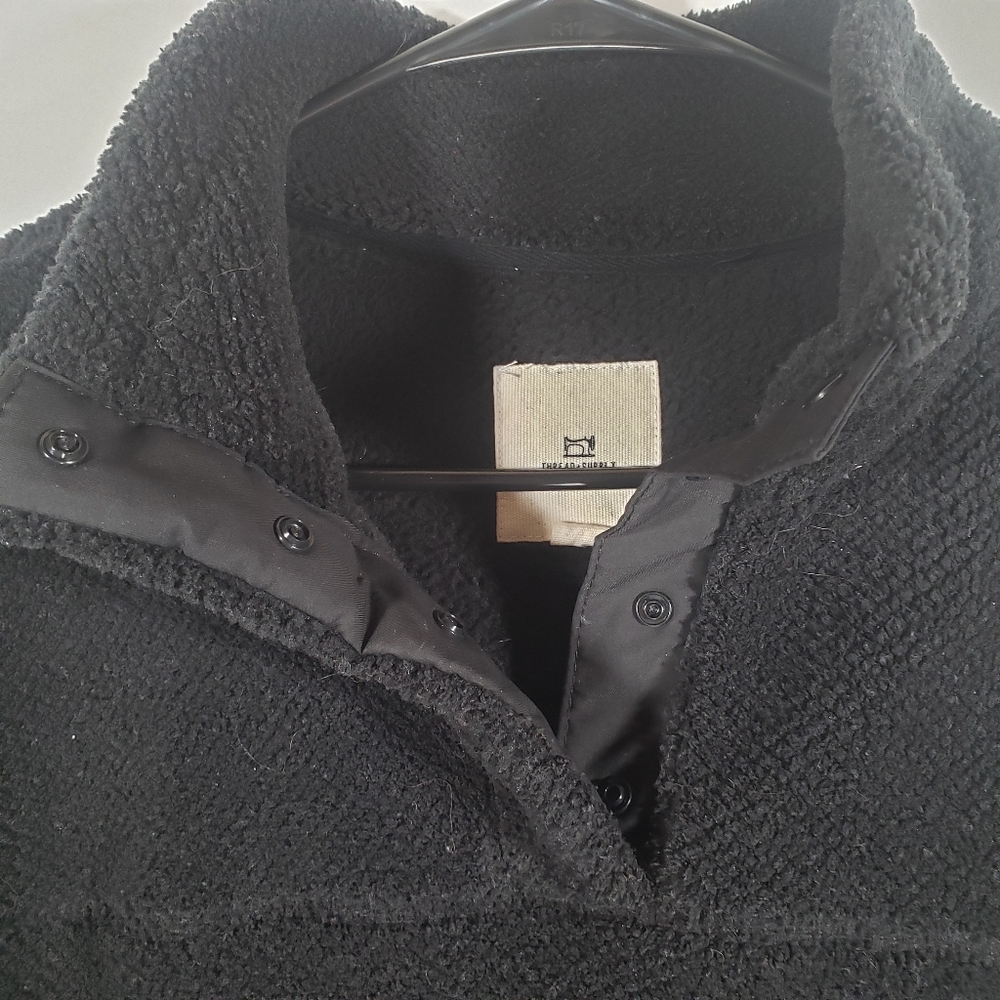 Thread + Supply Black 1/4 Snap Fleece M - Picture 2 of 4